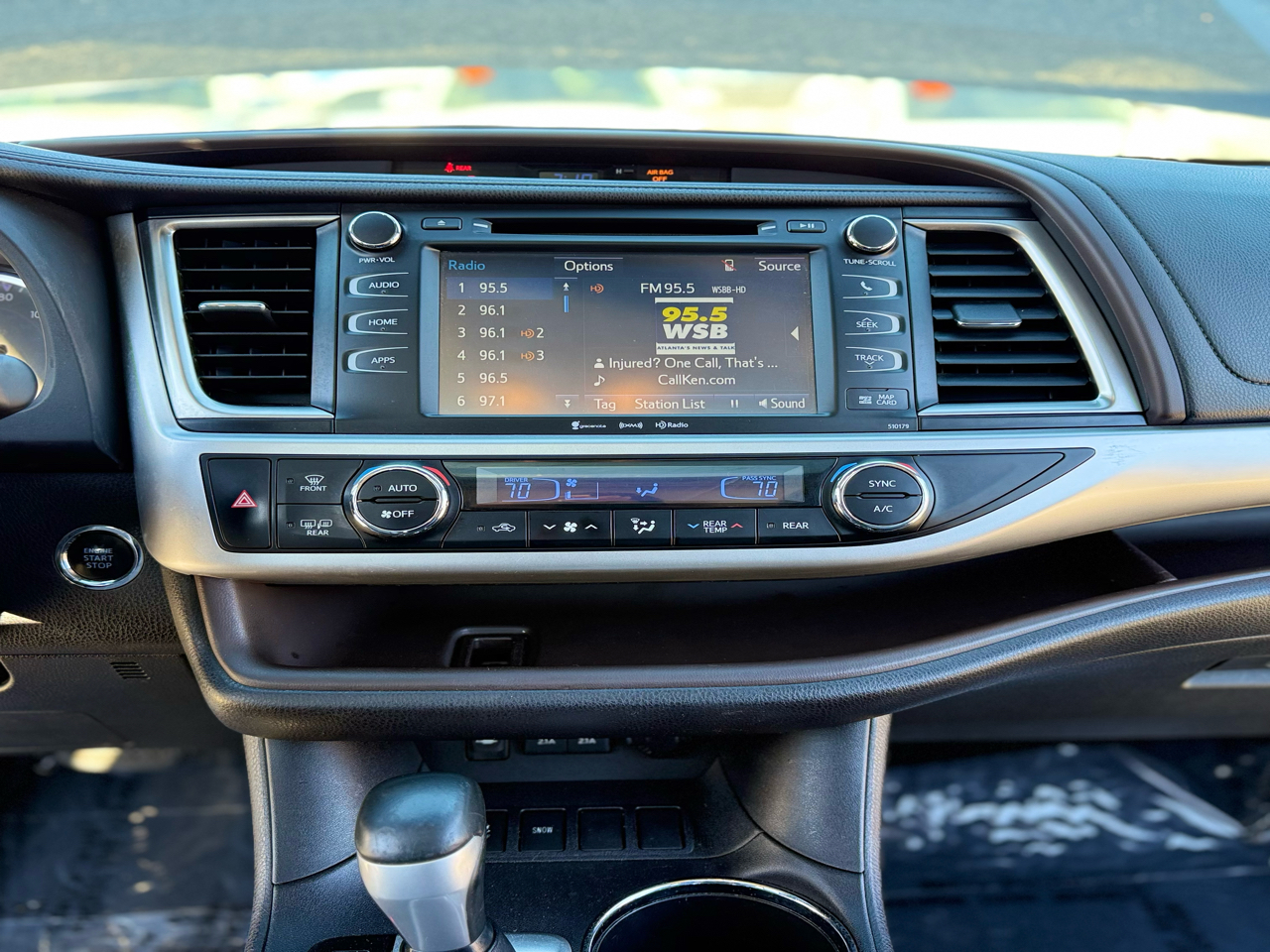 Toyota Highlander SE FWD V6 2018