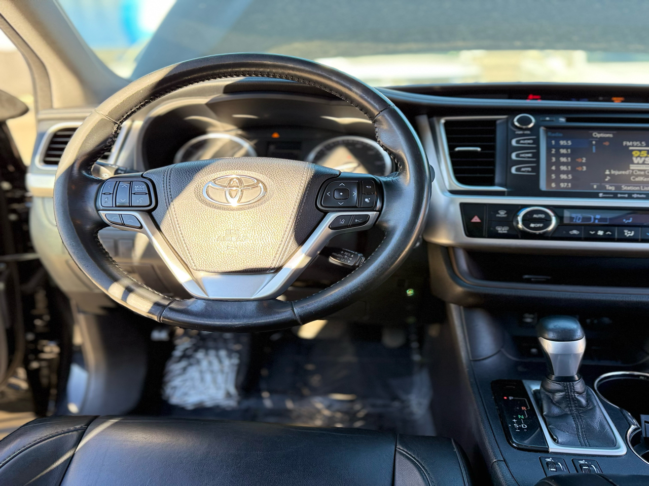 Toyota Highlander SE FWD V6 2018