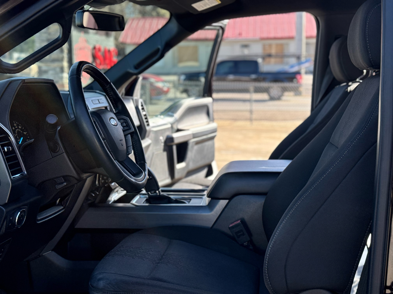 Ford F-150 XLT 4WD 2019