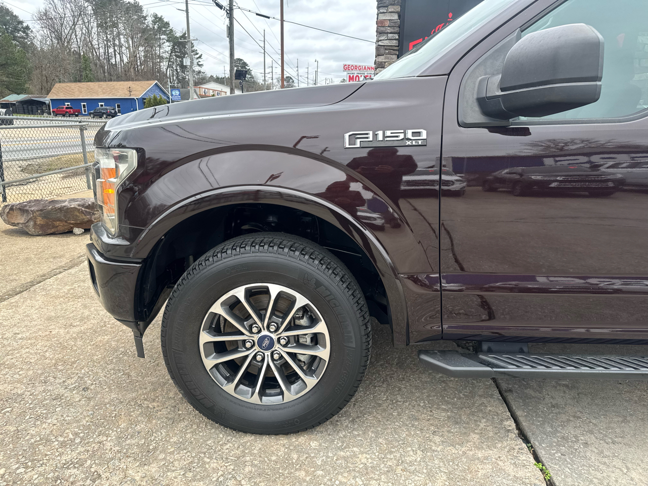 Ford F-150 XLT 4WD 2019