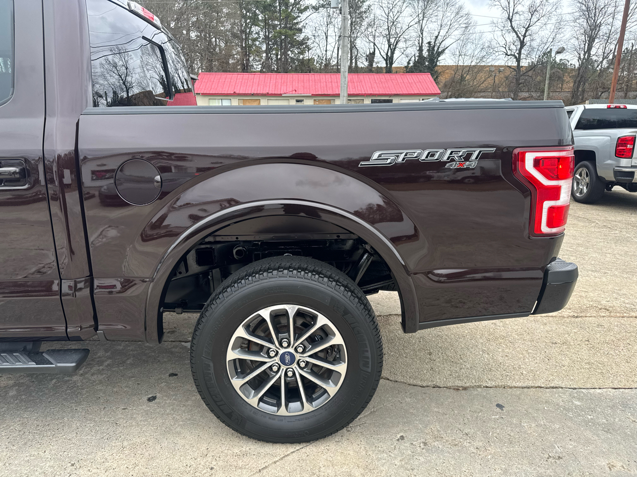 Ford F-150 XLT 4WD 2019