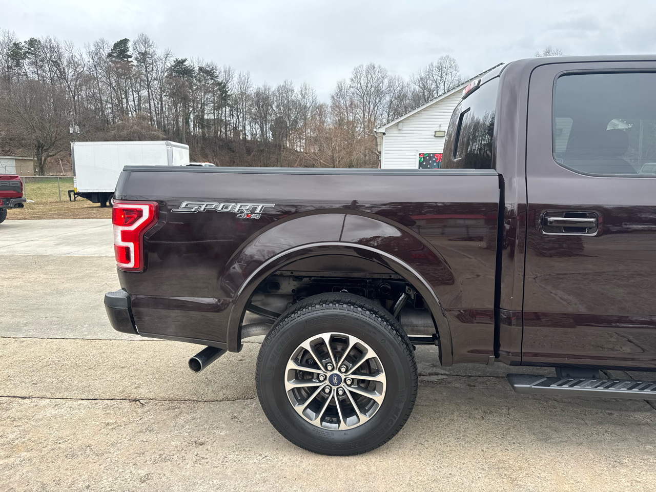 Ford F-150 XLT 4WD 2019