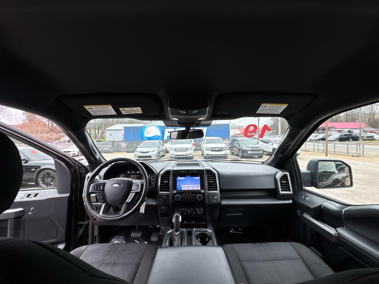 Ford F-150 XLT 4WD 2019