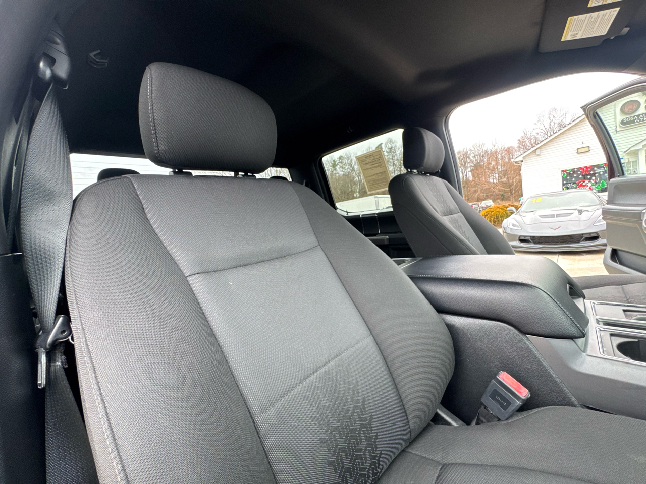 Ford F-150 XLT 4WD 2019