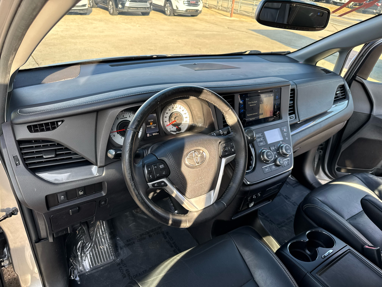 Toyota Sienna SE 8-Passenger 2017