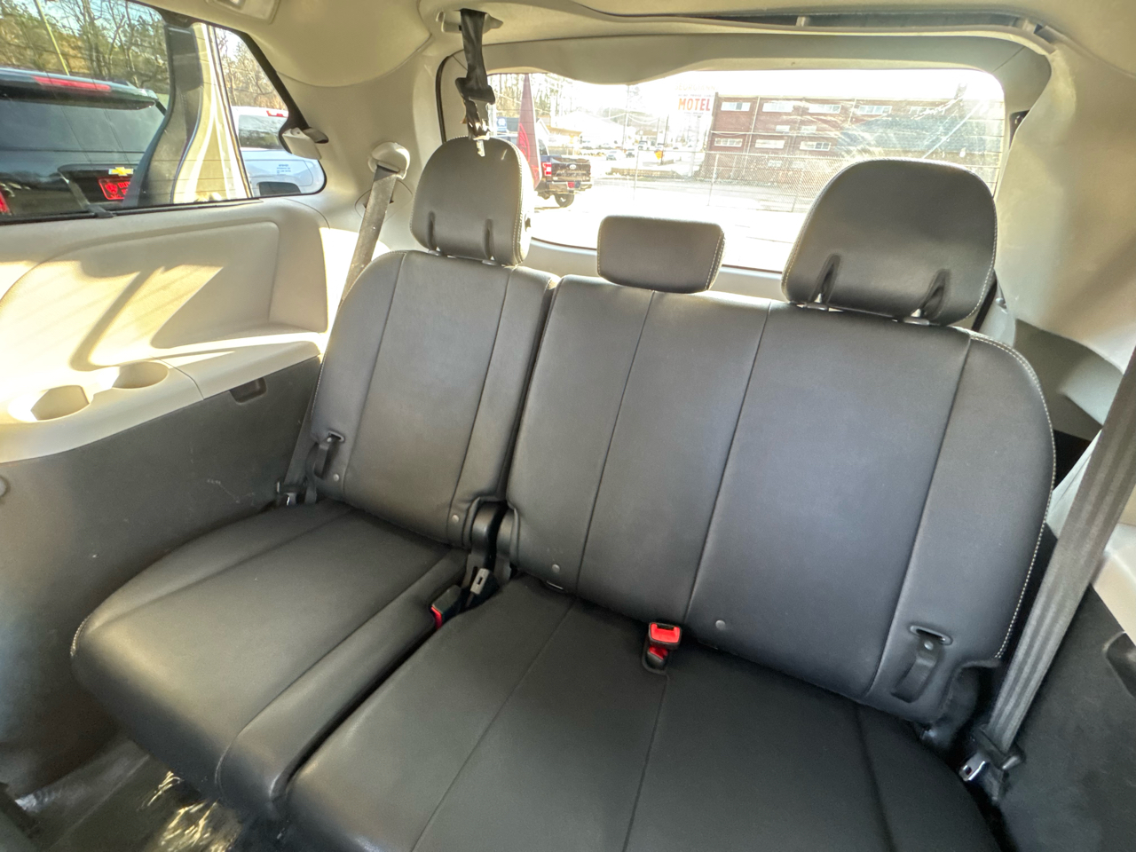 Toyota Sienna SE 8-Passenger 2017