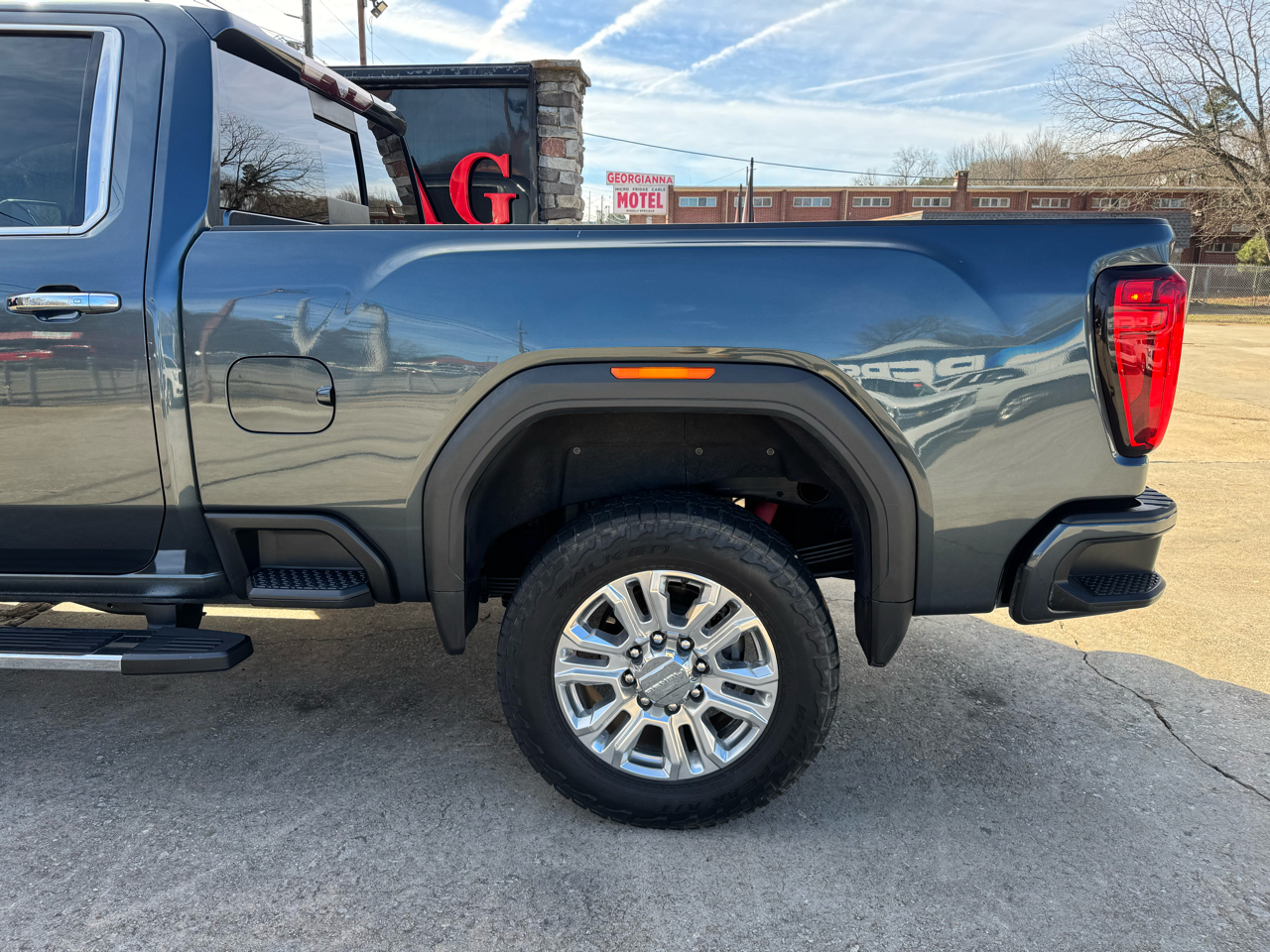 GMC Sierra 2500HD Denali Crew Cab 4WD 2020