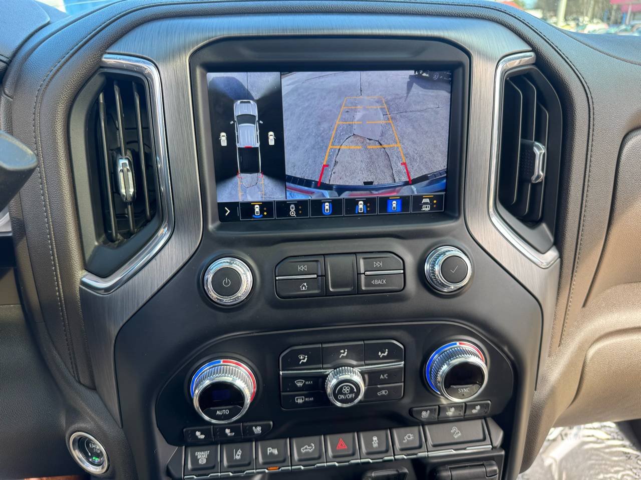 GMC Sierra 2500HD Denali Crew Cab 4WD 2020