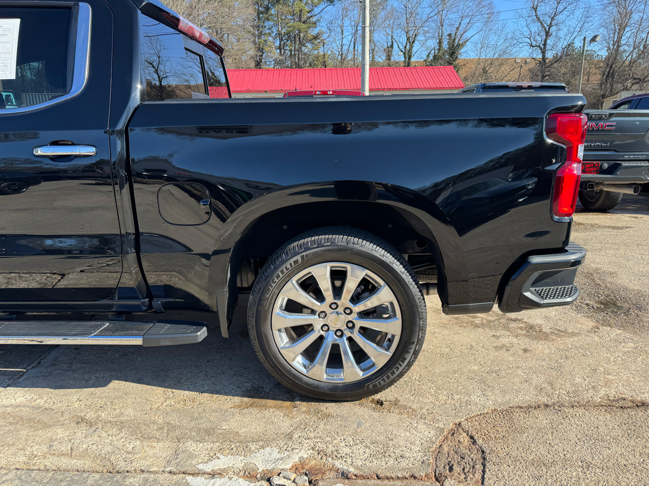 Chevrolet Silverado 1500 High Country Crew Cab Long Box 4WD 2020