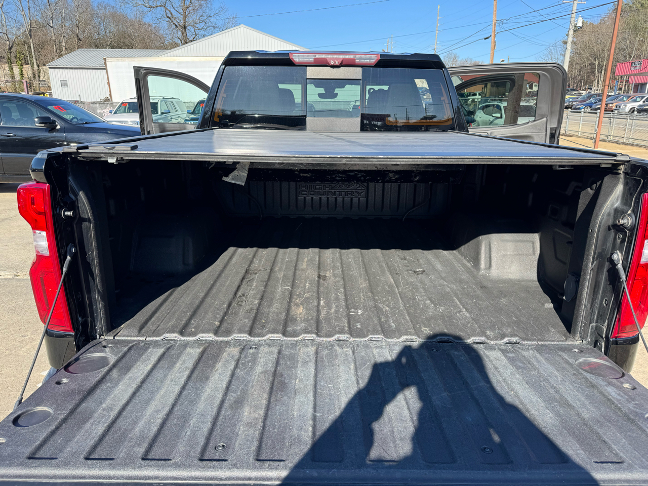 Chevrolet Silverado 1500 High Country Crew Cab Long Box 4WD 2020
