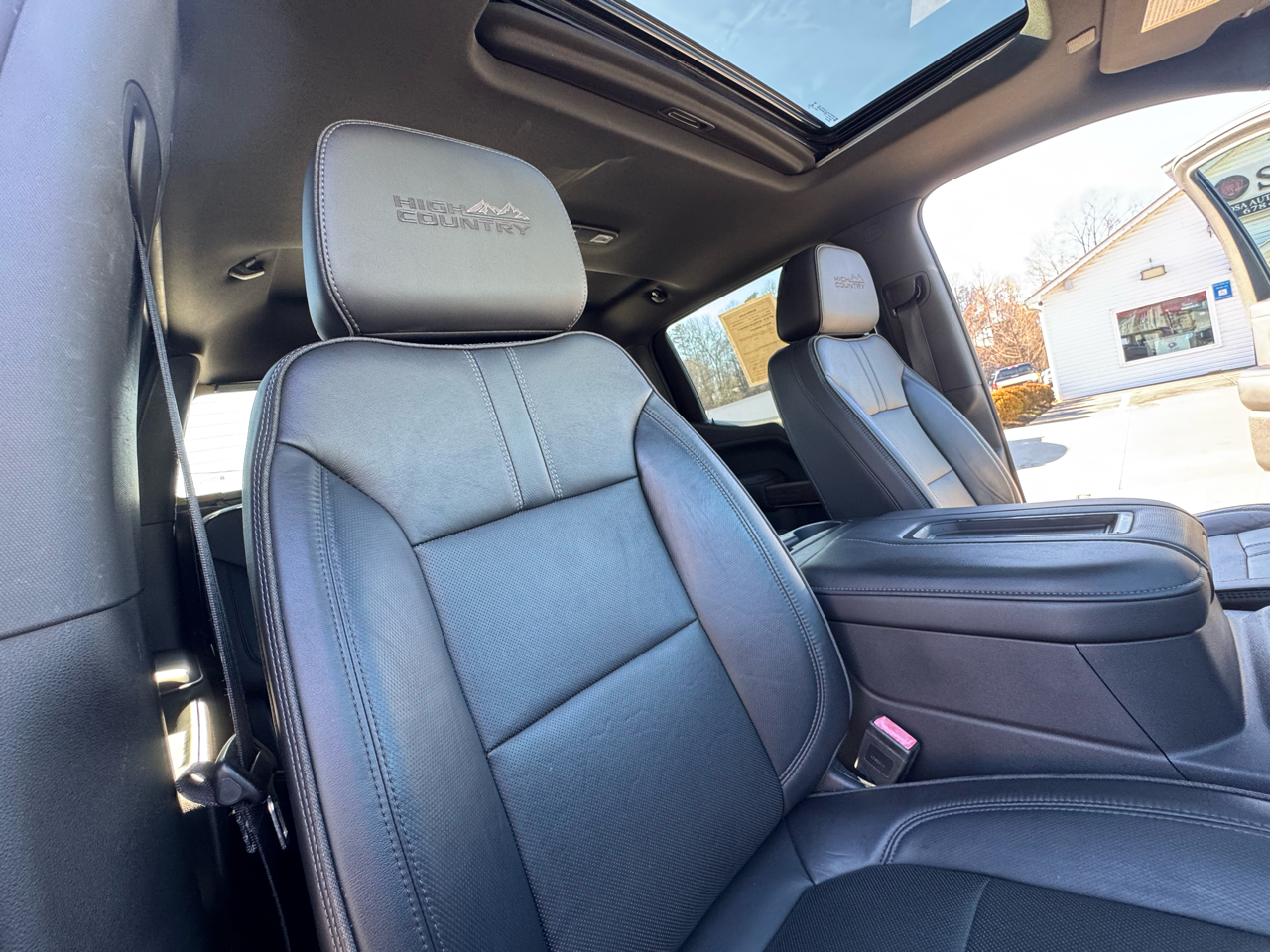 Chevrolet Silverado 1500 High Country Crew Cab Long Box 4WD 2020