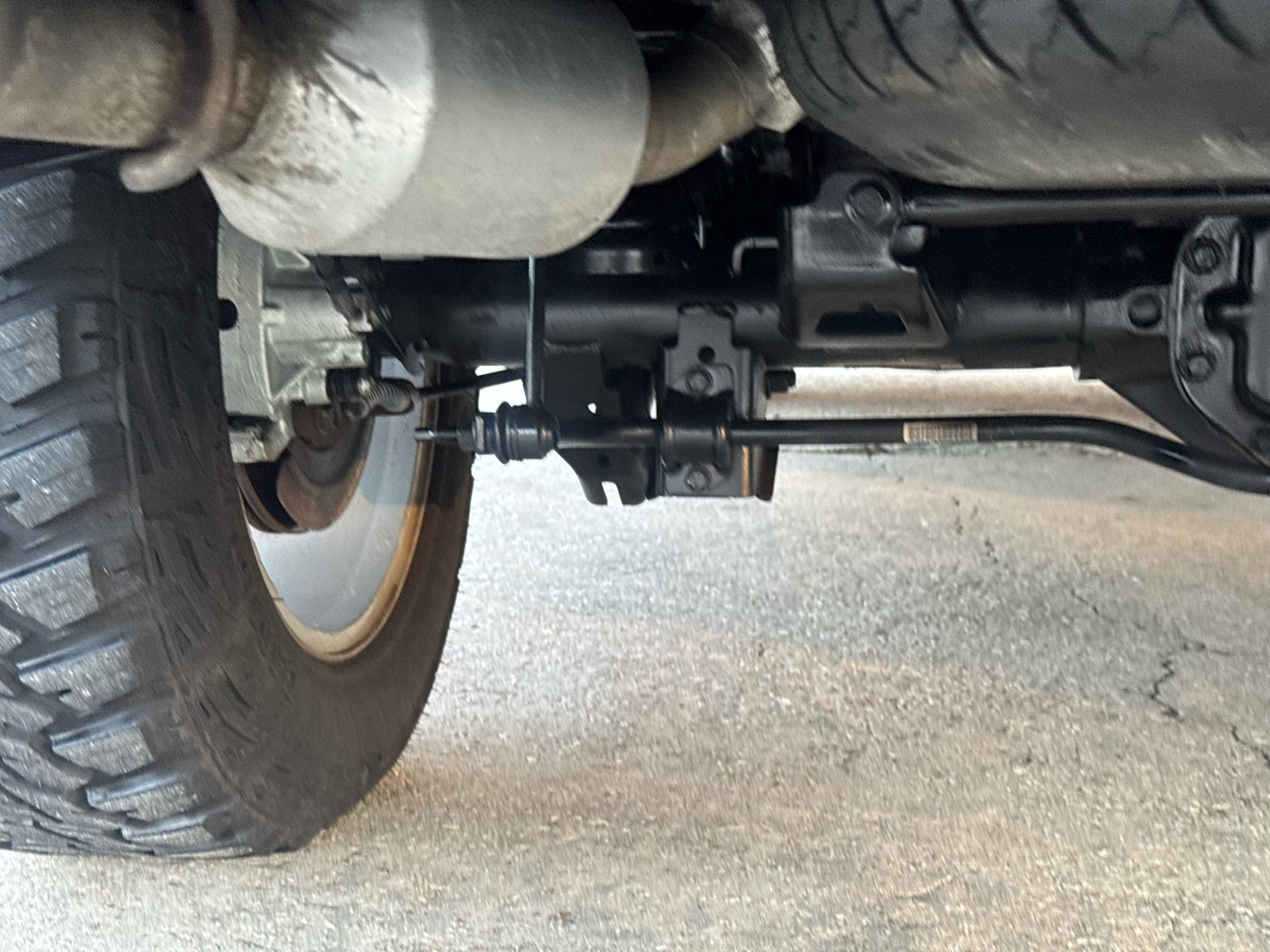 RAM 1500 Sport Crew Cab SWB 2WD 2014