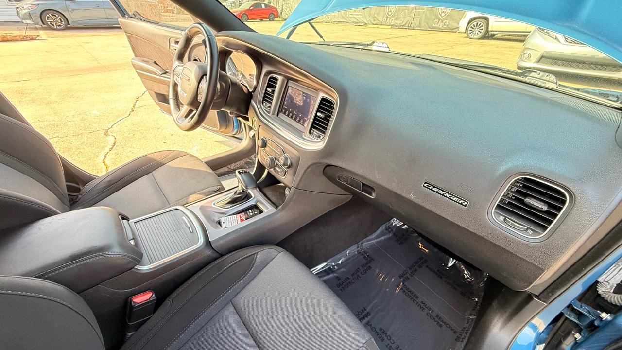 Dodge Charger SXT 2020