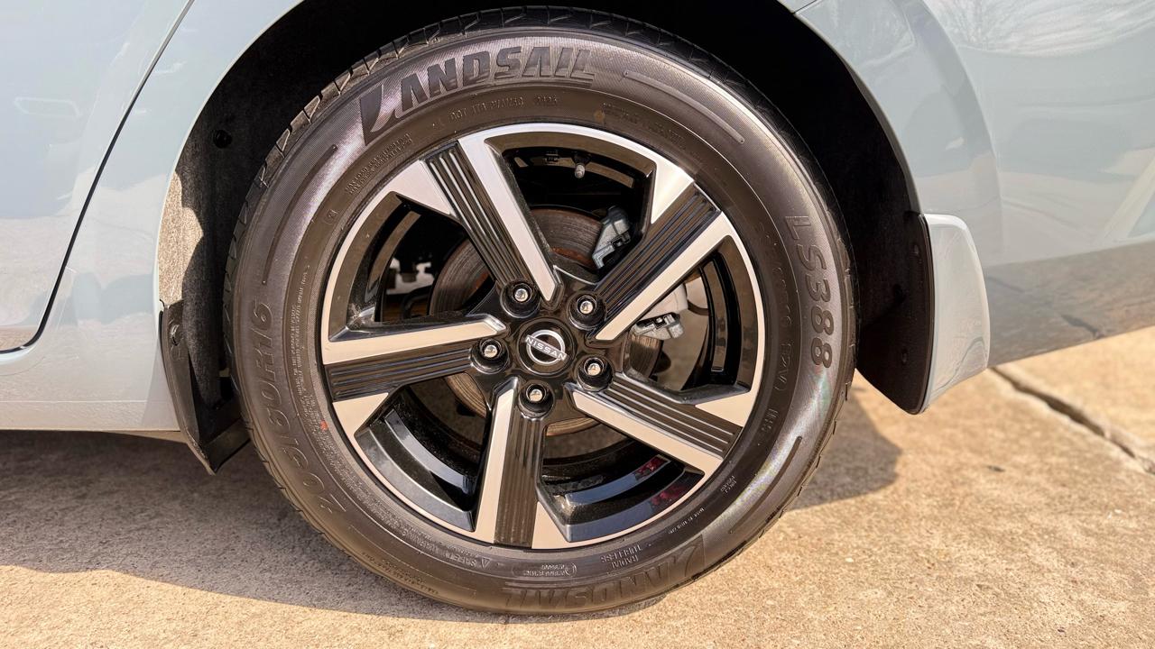 Nissan Sentra SV 2024