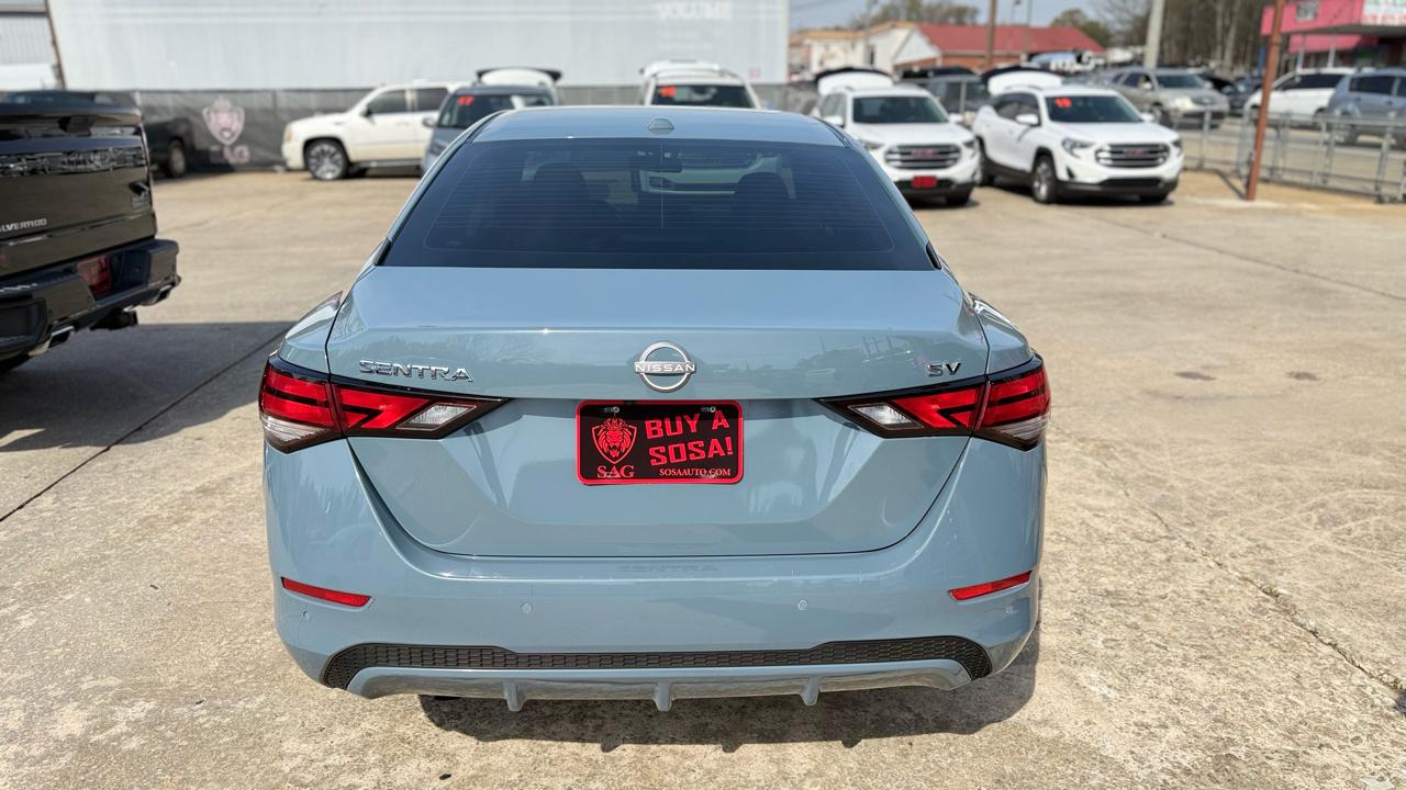 Nissan Sentra SV 2024