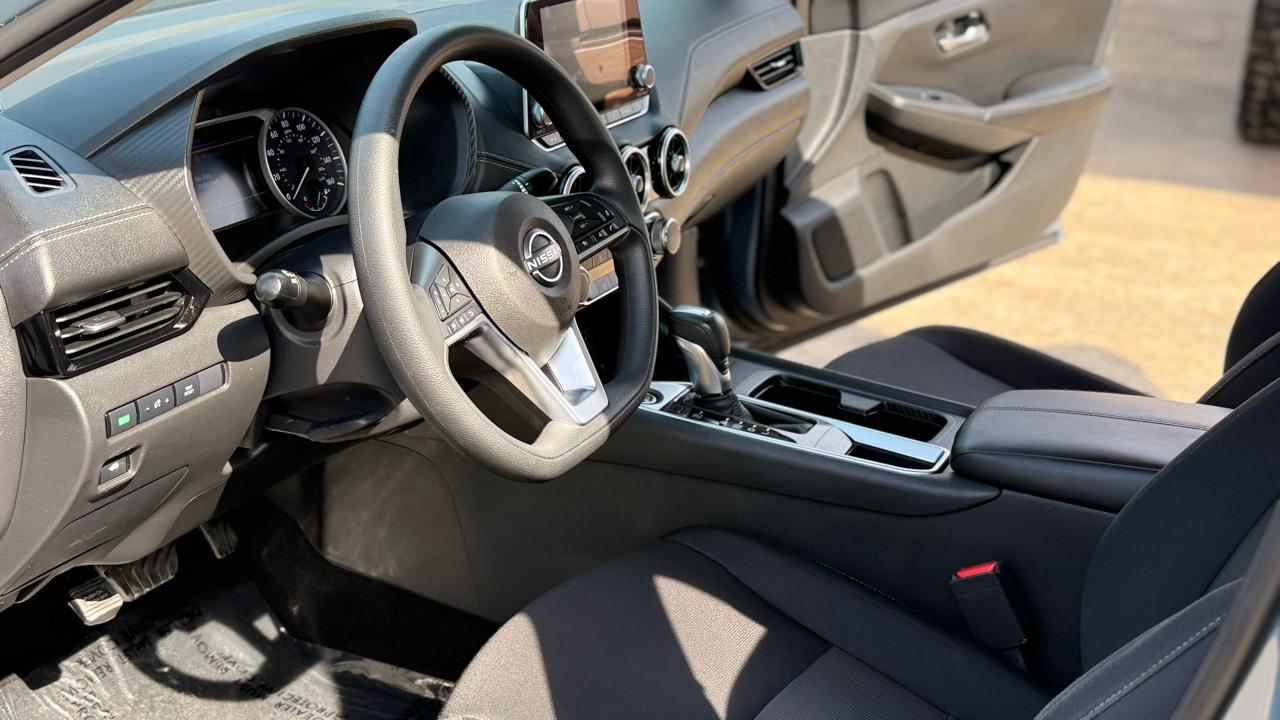 Nissan Sentra SV 2024