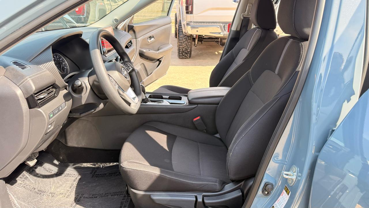 Nissan Sentra SV 2024