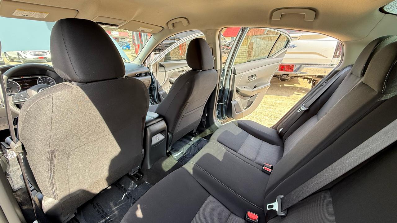 Nissan Sentra SV 2024