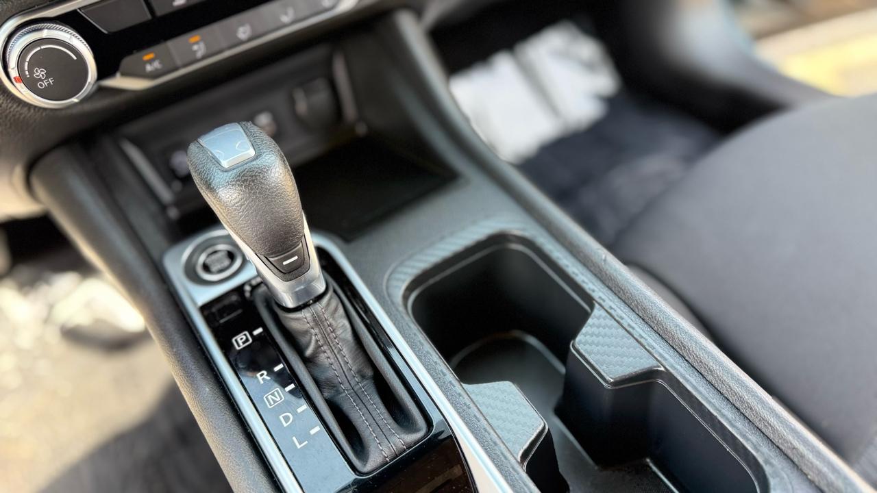 Nissan Sentra SV 2024