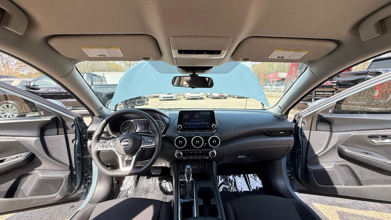 Nissan Sentra SV 2024