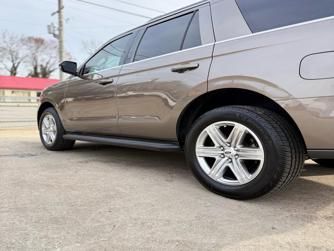 Ford Expedition XLT 2WD 2019