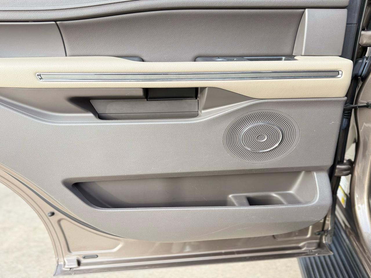 Ford Expedition XLT 2WD 2019