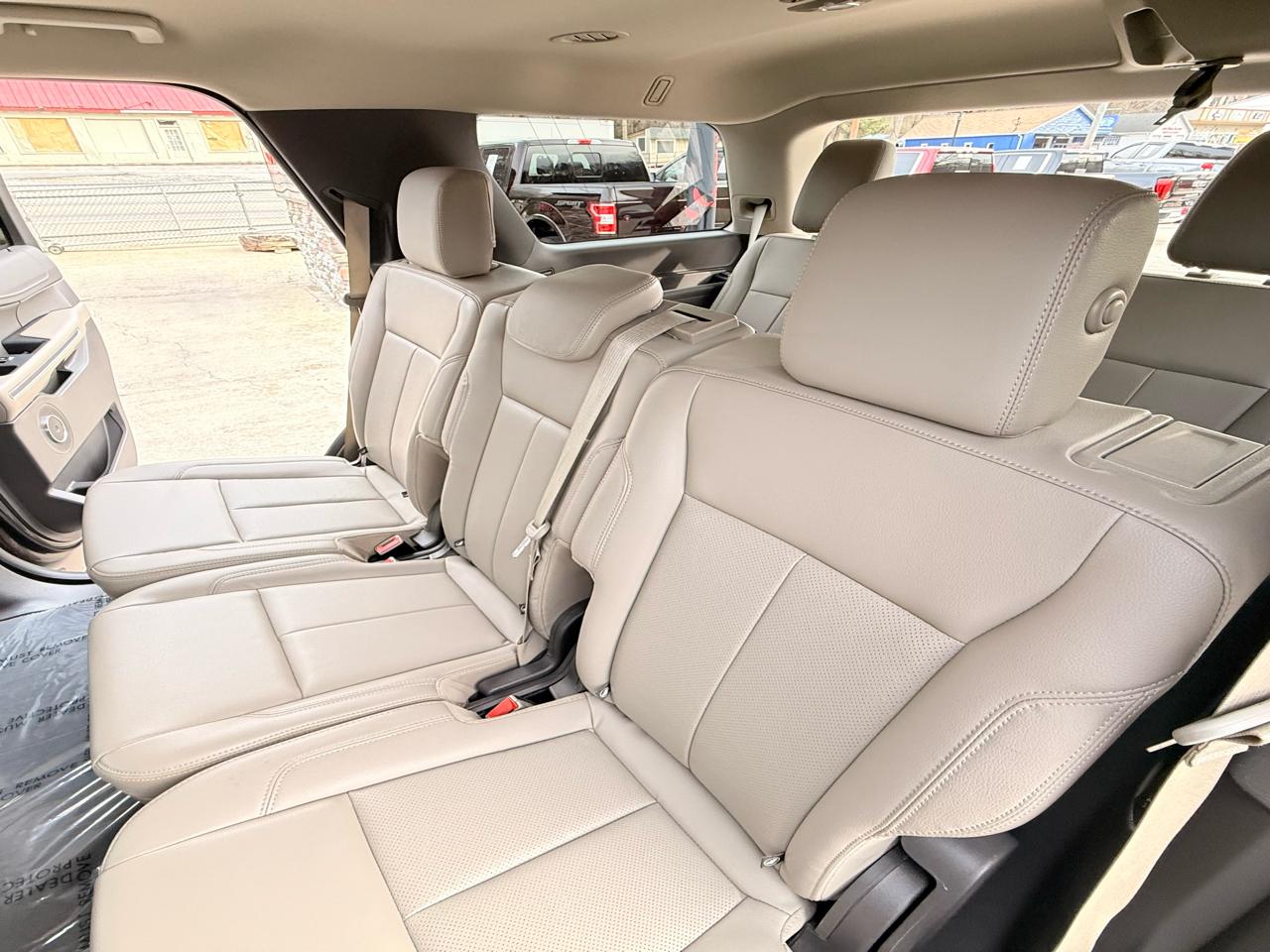 Ford Expedition XLT 2WD 2019