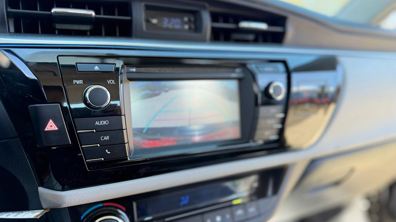 Toyota Corolla LE 2016