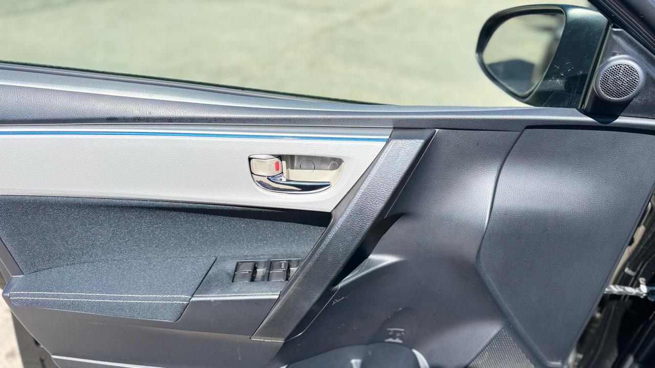 Toyota Corolla LE 2016