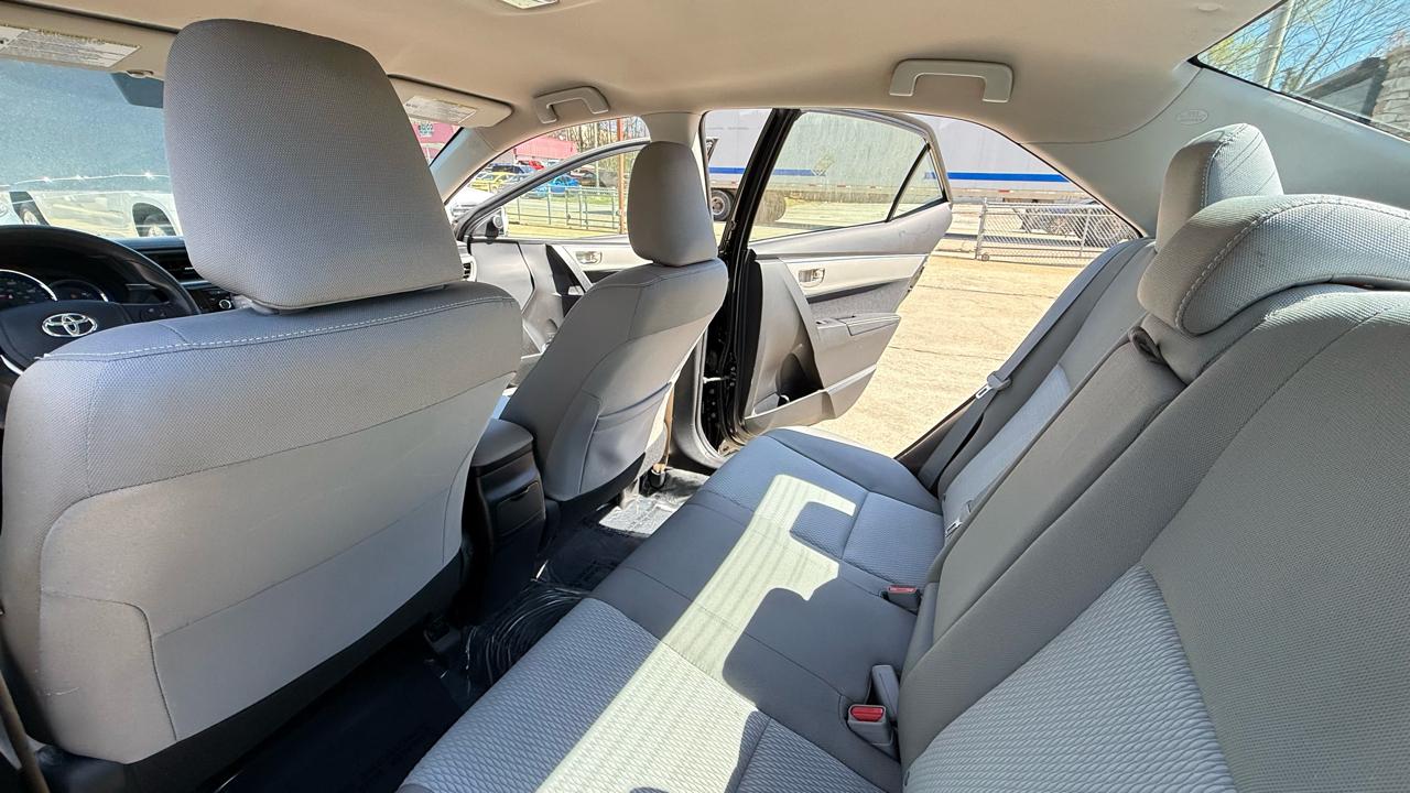 Toyota Corolla LE 2016