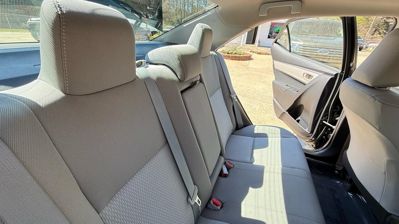 Toyota Corolla LE 2016