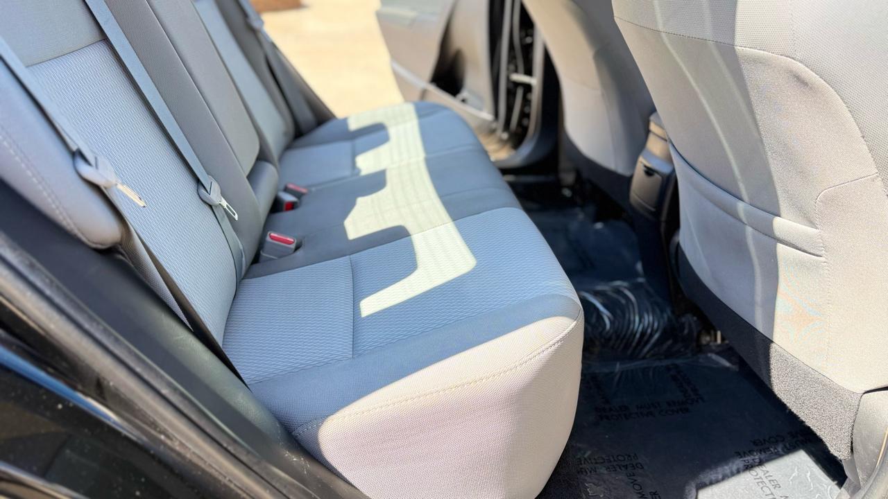 Toyota Corolla LE 2016