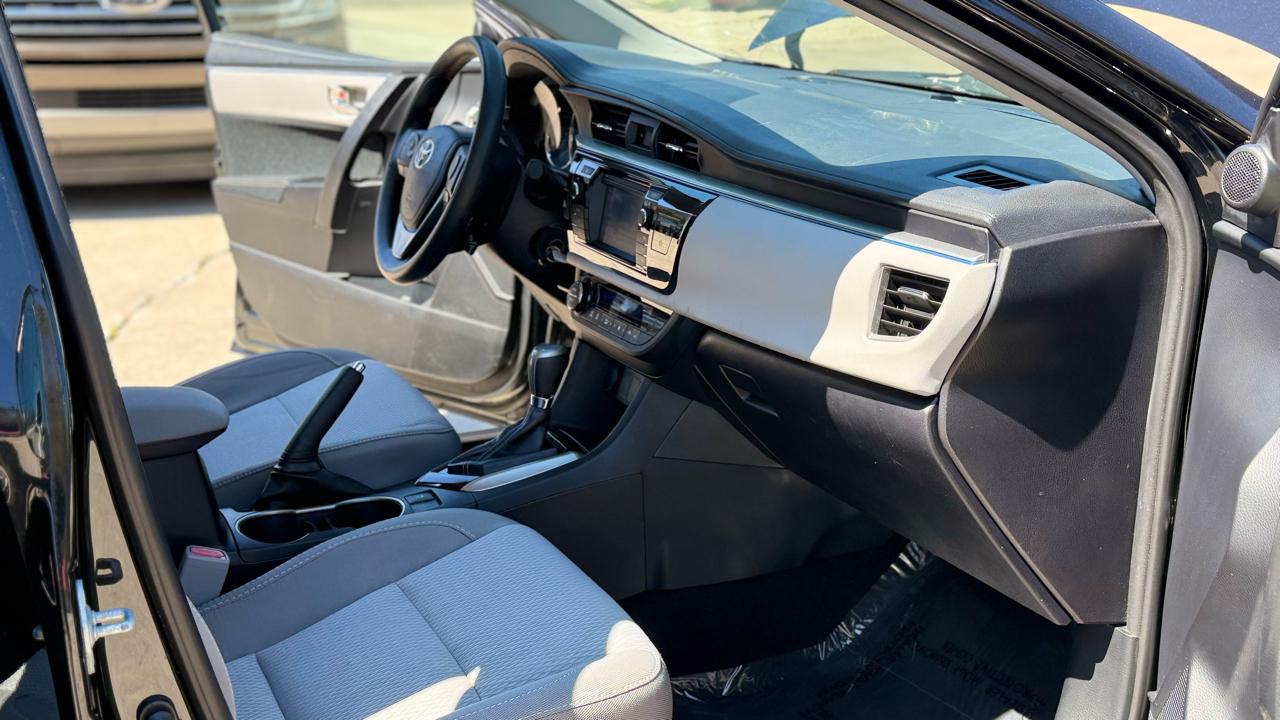 Toyota Corolla LE 2016