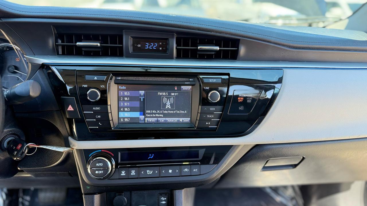 Toyota Corolla LE 2016