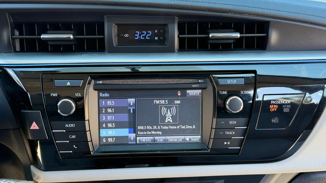 Toyota Corolla LE 2016