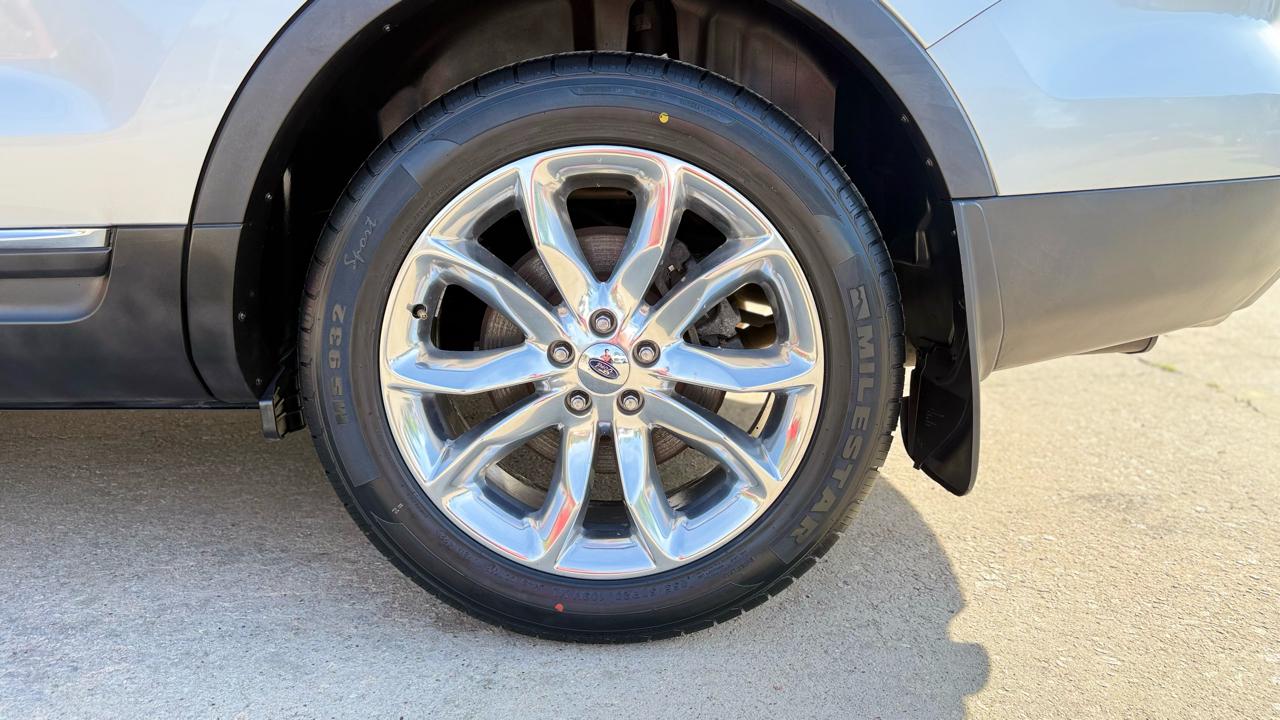 Ford Explorer Limited FWD 2011