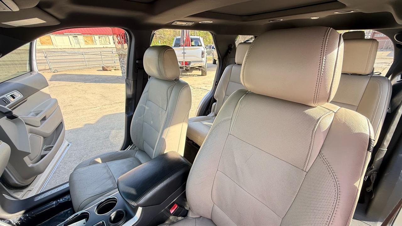 Ford Explorer Limited FWD 2011