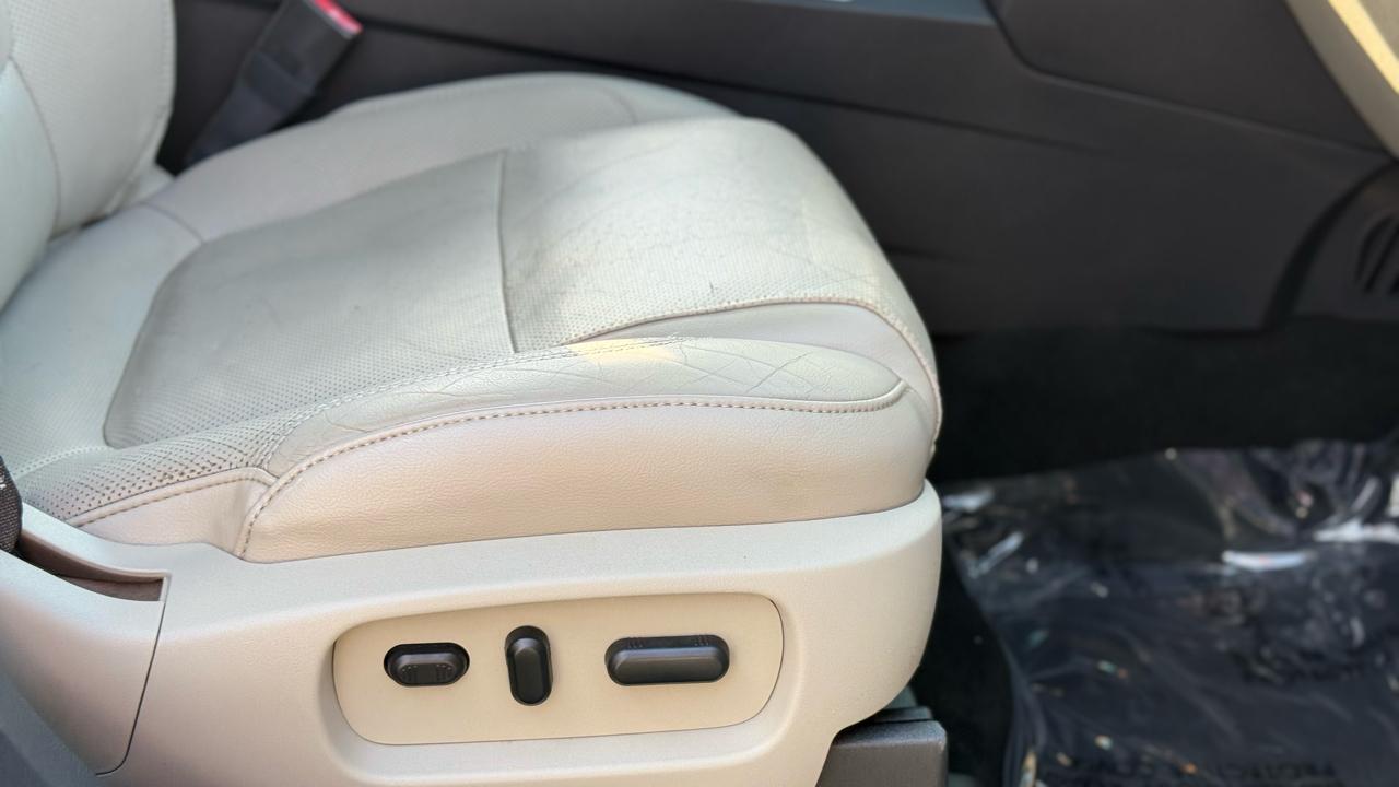 Ford Explorer Limited FWD 2011