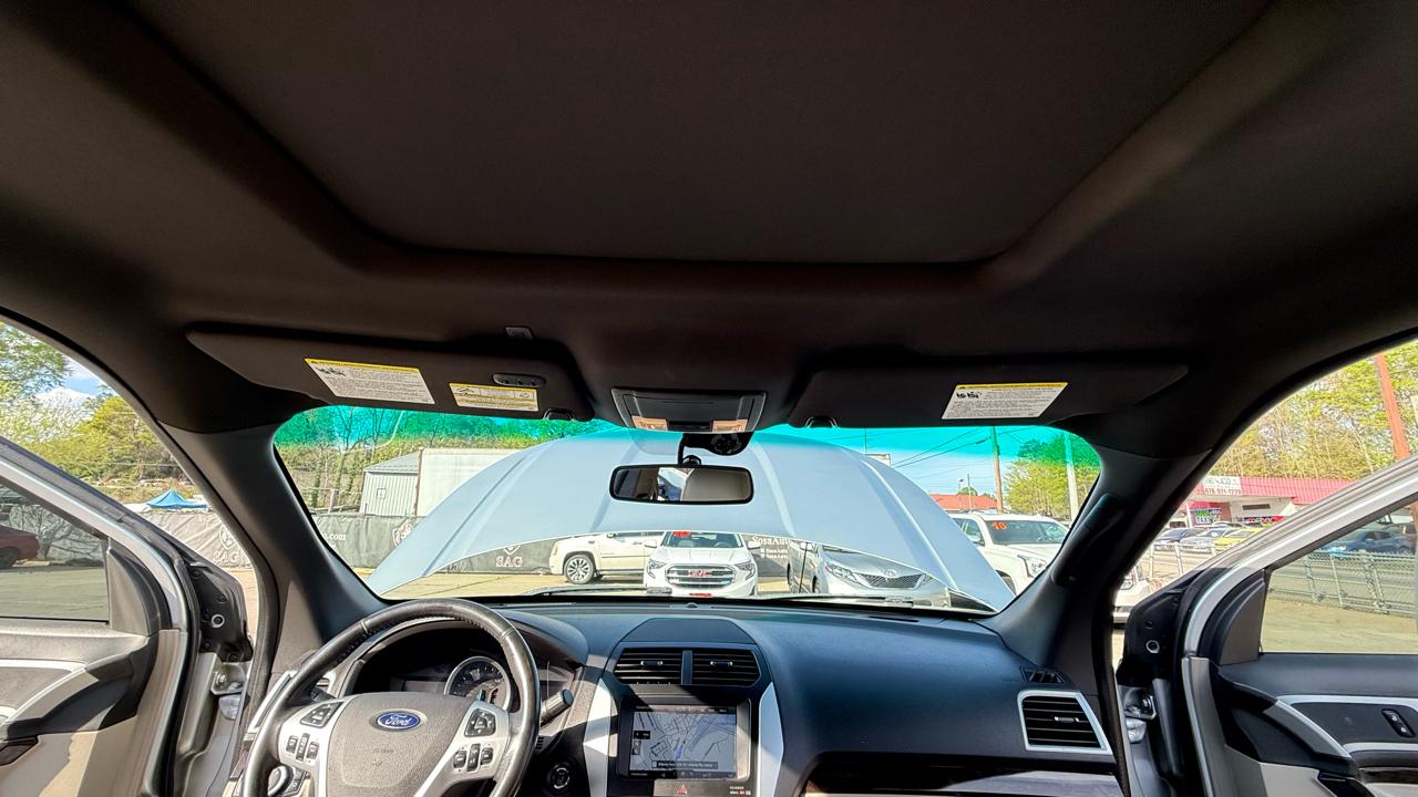 Ford Explorer Limited FWD 2011