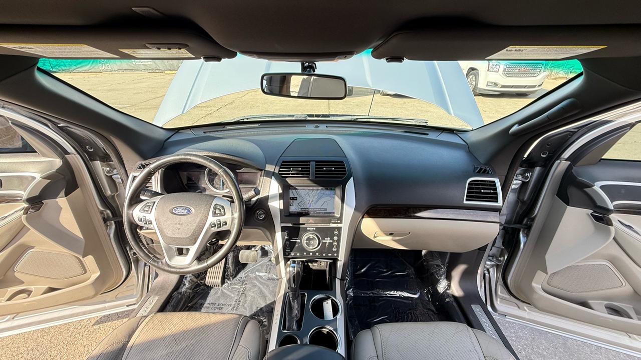 Ford Explorer Limited FWD 2011