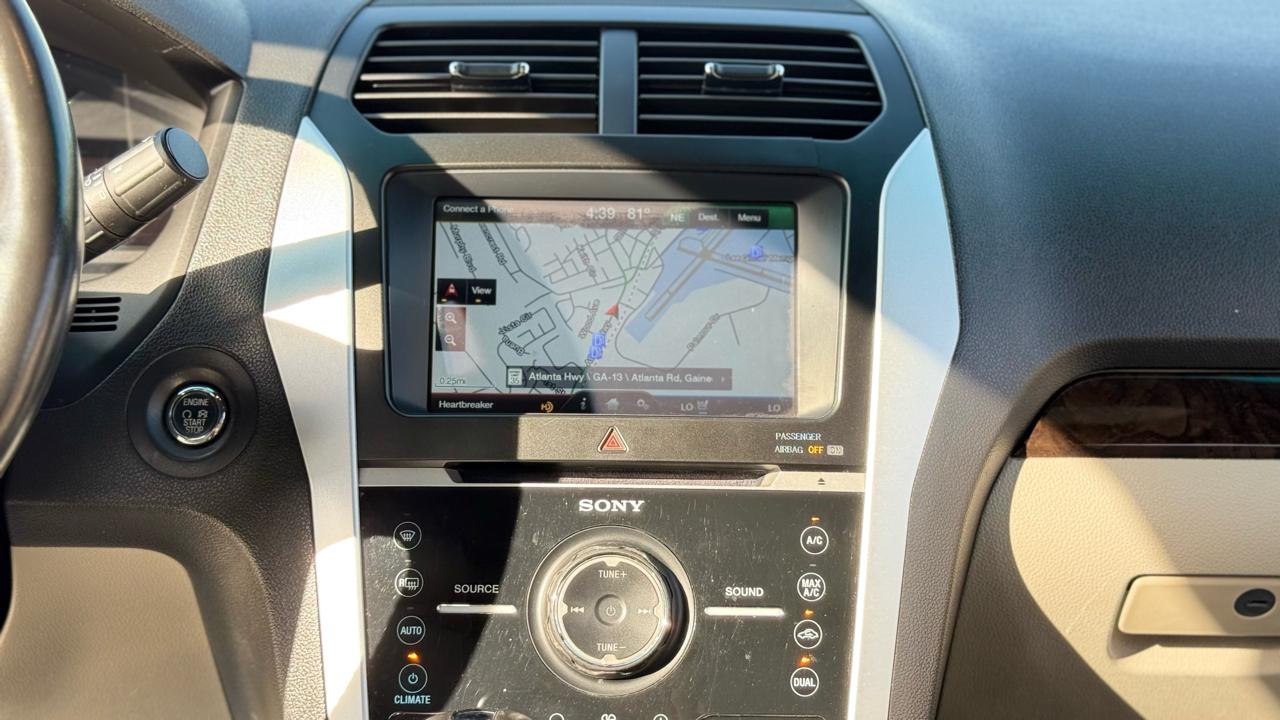 Ford Explorer Limited FWD 2011