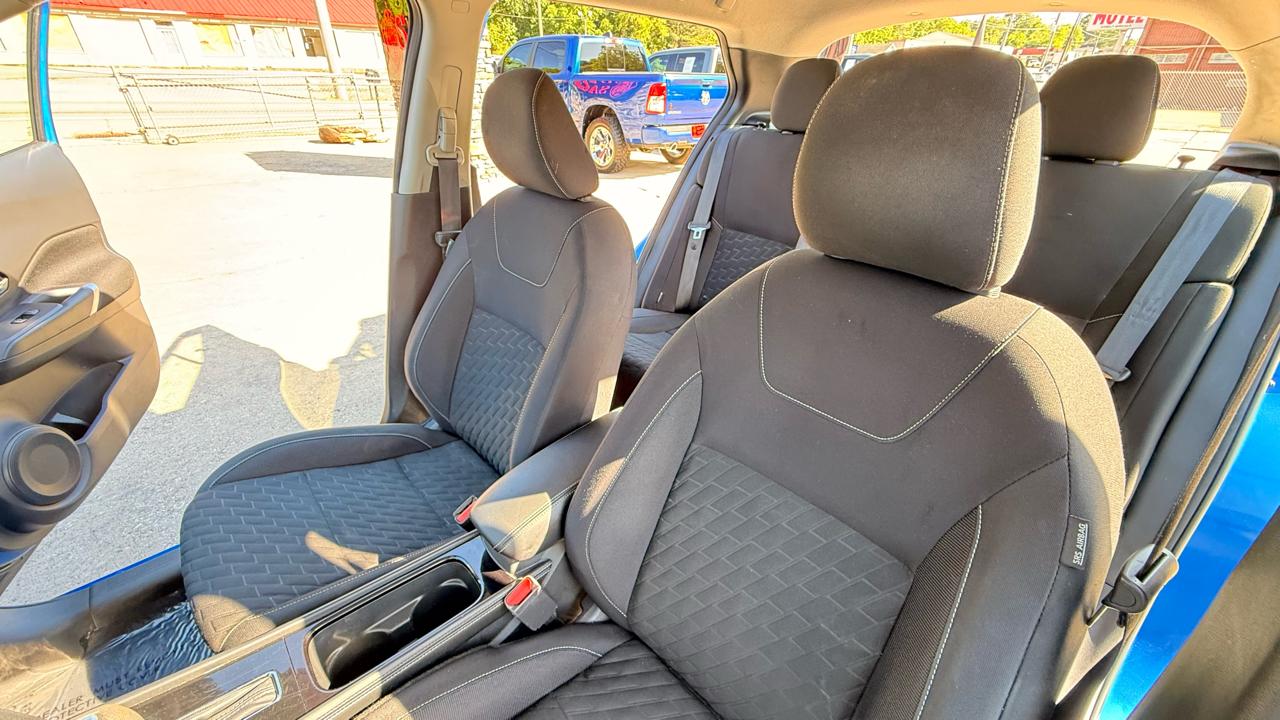 Nissan Kicks SV 2022