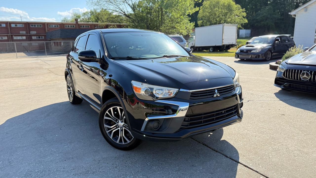 Mitsubishi Outlander Sport 2.0 ES 4WD CVT 2017