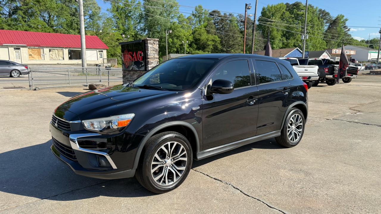 Mitsubishi Outlander Sport 2.0 ES 4WD CVT 2017
