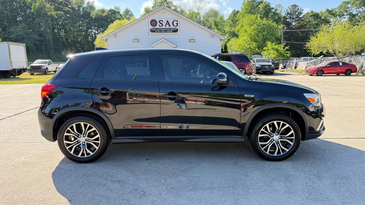 Mitsubishi Outlander Sport 2.0 ES 4WD CVT 2017