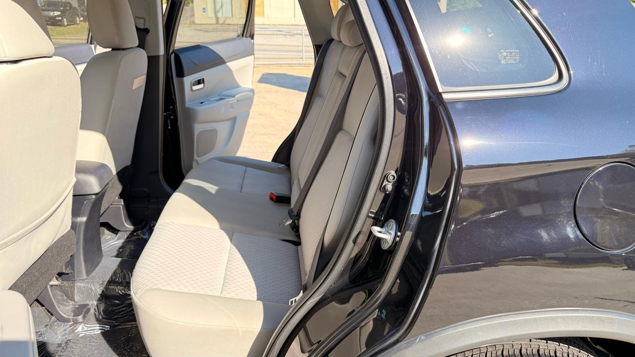 Mitsubishi Outlander Sport 2.0 ES 4WD CVT 2017