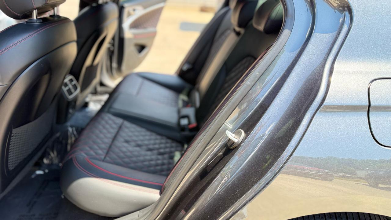 Genesis G70 3.3T Sport AWD 2020