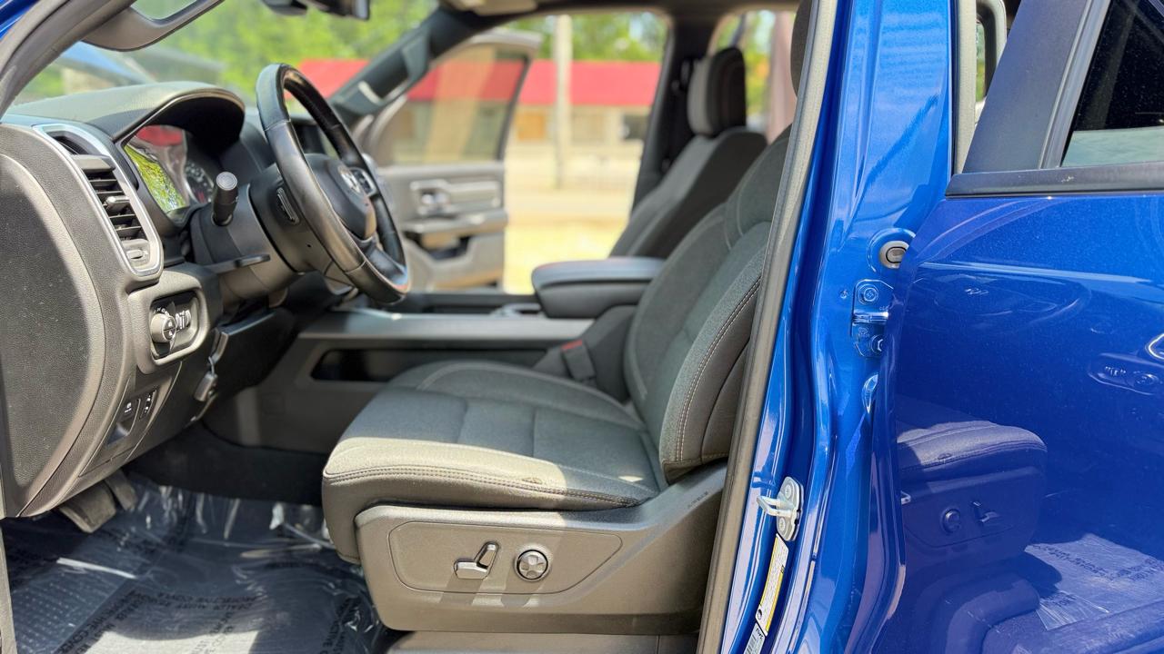 RAM 1500 Big Horn Crew Cab SWB 4WD 2019