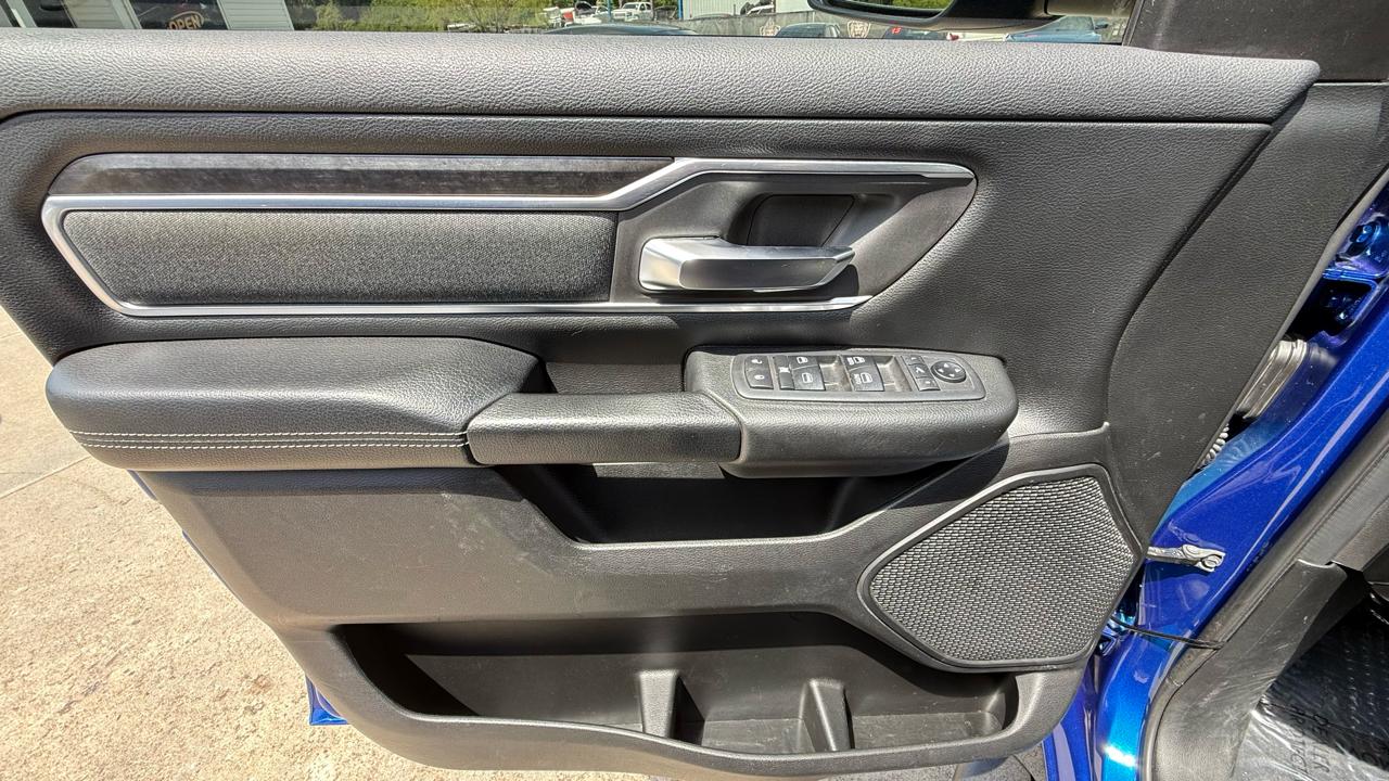 RAM 1500 Big Horn Crew Cab SWB 4WD 2019