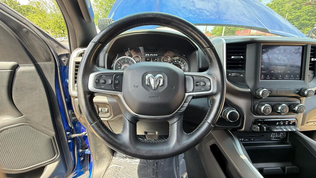 RAM 1500 Big Horn Crew Cab SWB 4WD 2019